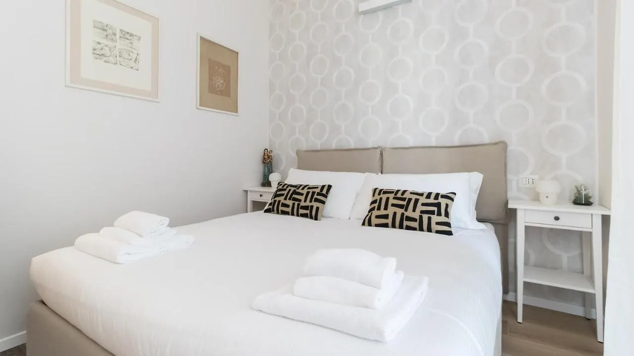 Italianway - Dei Transiti 7 Apartment Milan